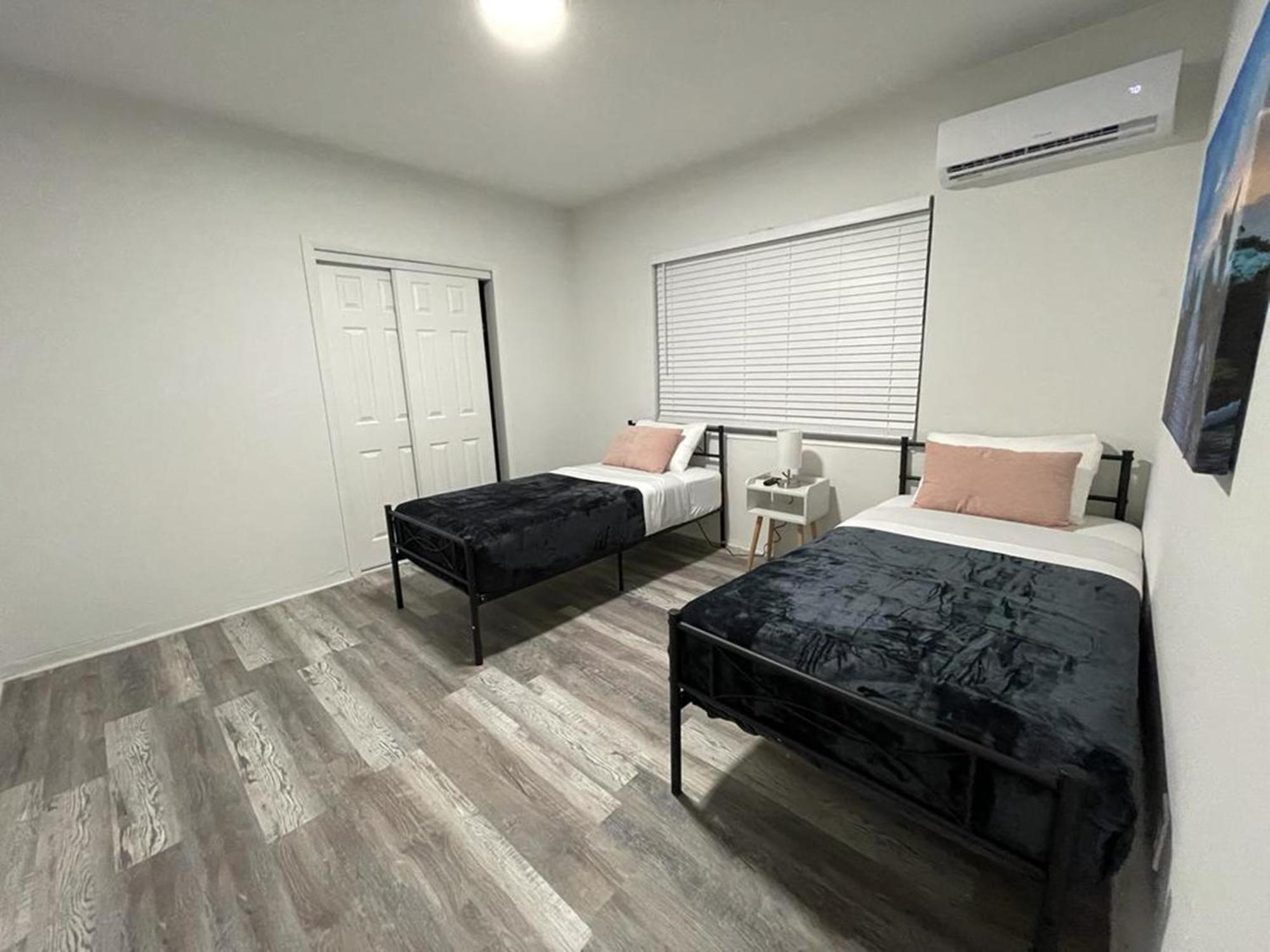Douglas Rd Apartments Miami Extérieur photo