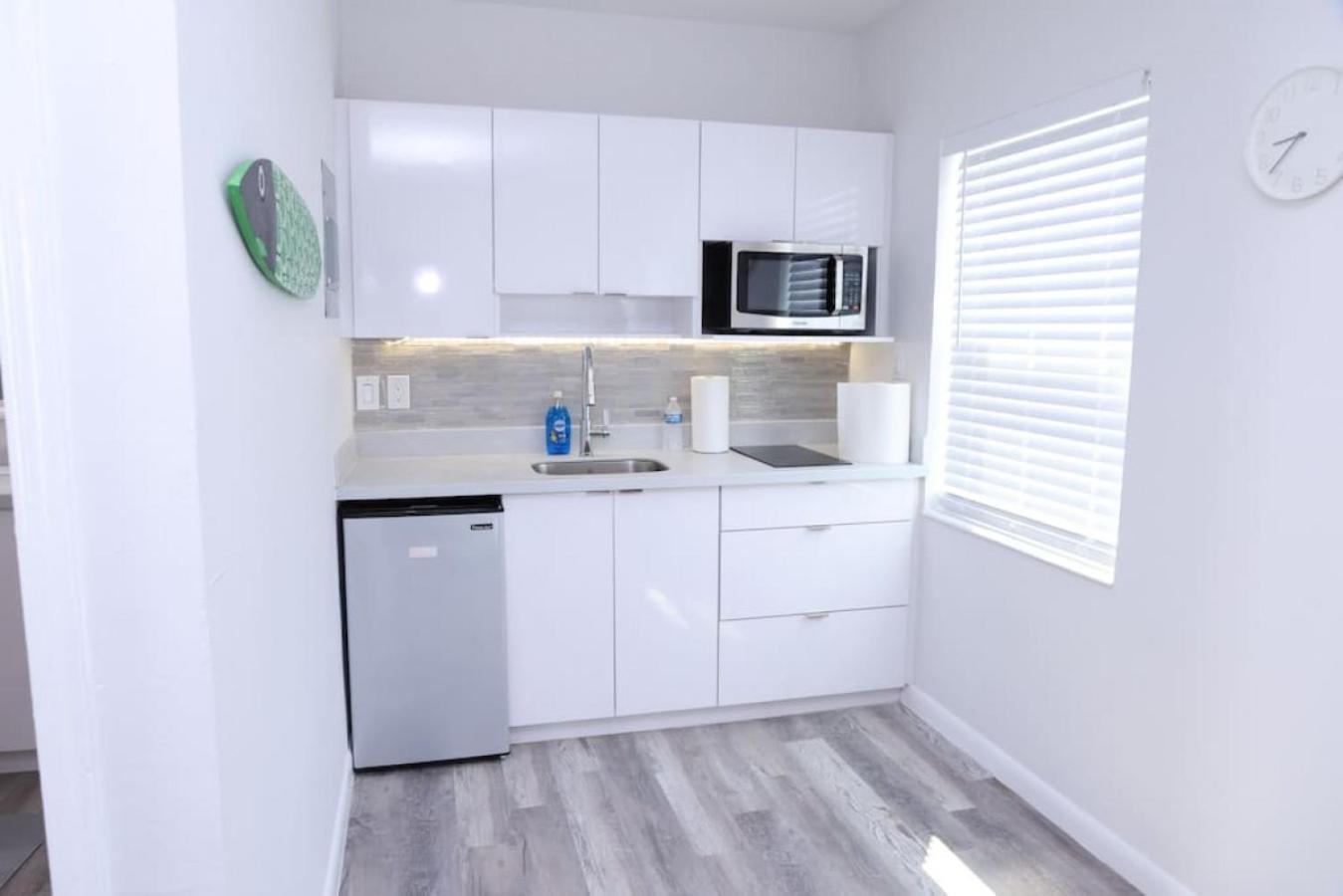 Douglas Rd Apartments Miami Extérieur photo